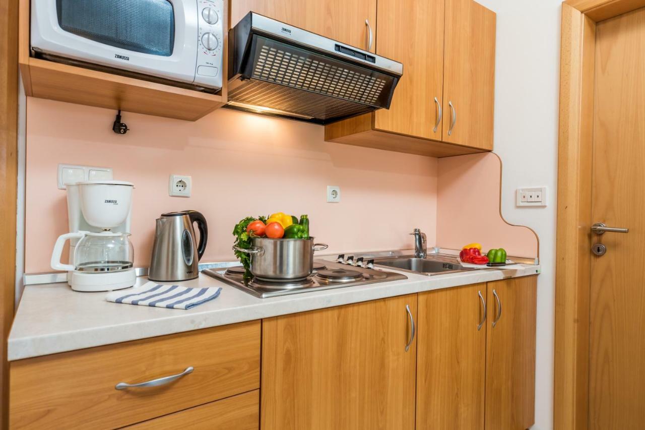 Villas Rab Palit Exteriör bild