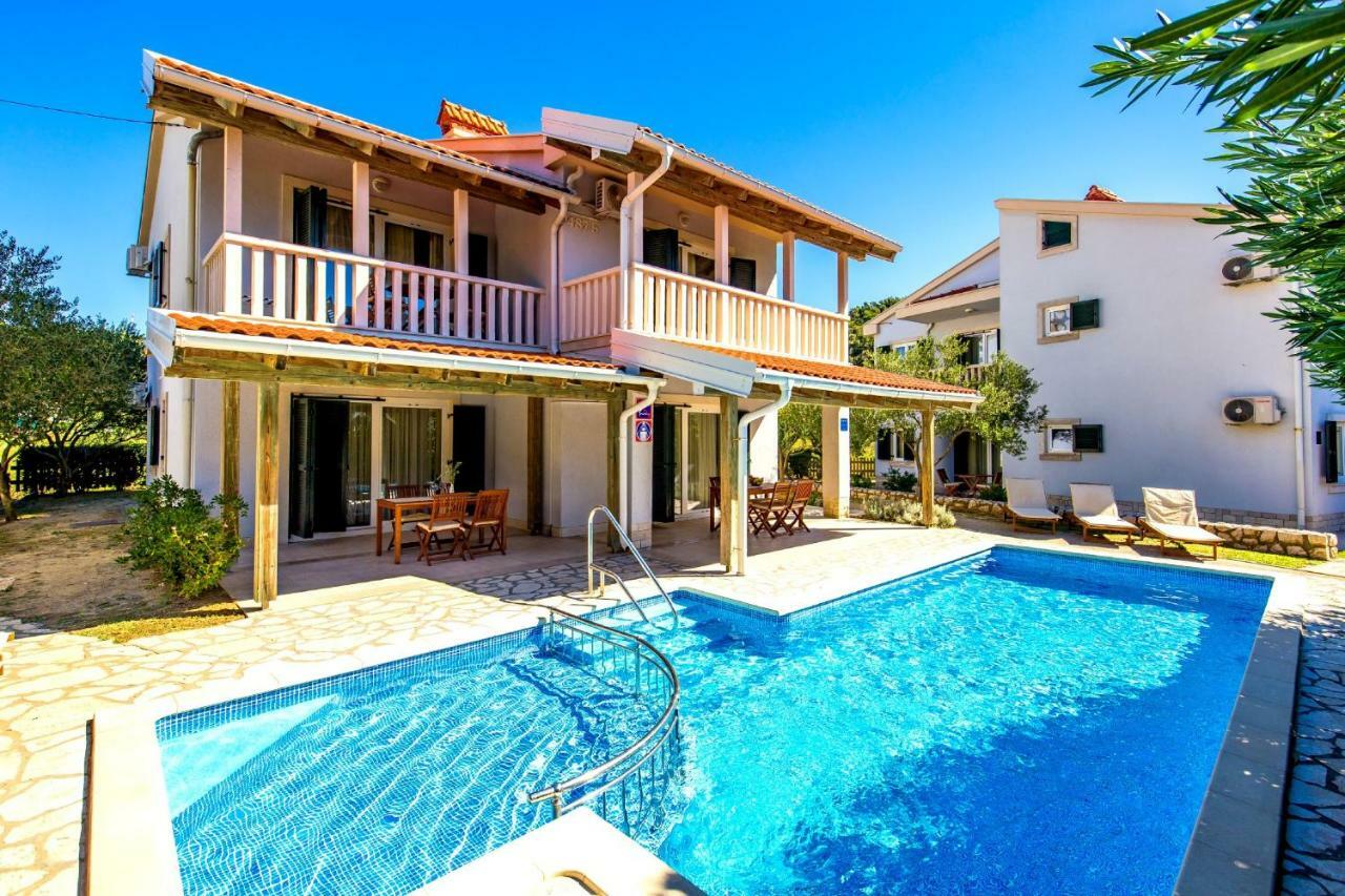Villas Rab Palit Exteriör bild
